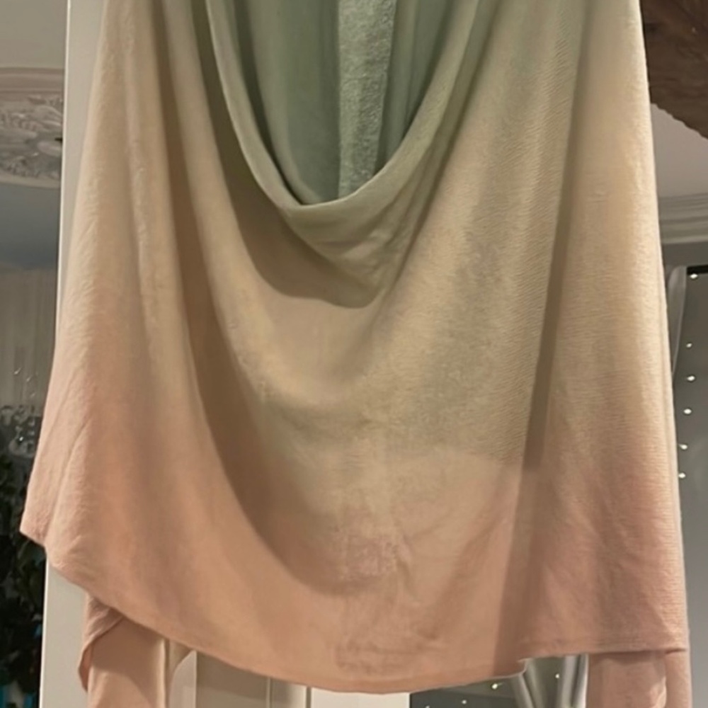 MINNIE ROSE PINK & Blue Ombré 100% Cashmere Pincho
